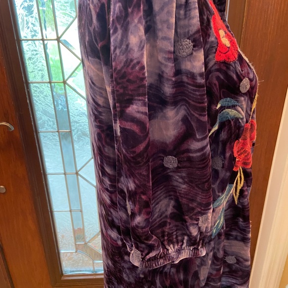 Johnny Was Junia Lisbon Button down floral embroidery top size Med - Picture 10 of 12